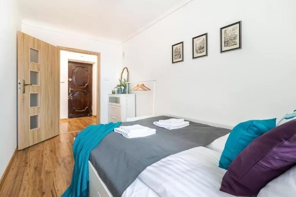 Old Town Apartment - Old Market ワルシャワ エクステリア 写真
